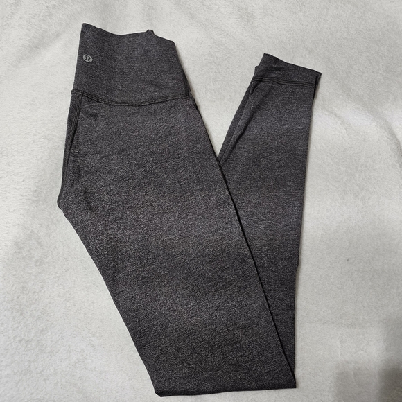 Lululemon leggings size 4 heathered graphite gray